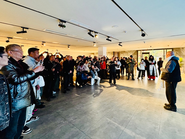 《黄河》摄影展现场。刘贤虎供图