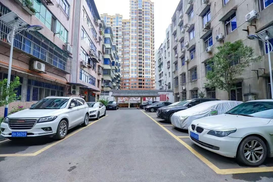 老旧小区换新颜。旺苍县融媒体中心供图