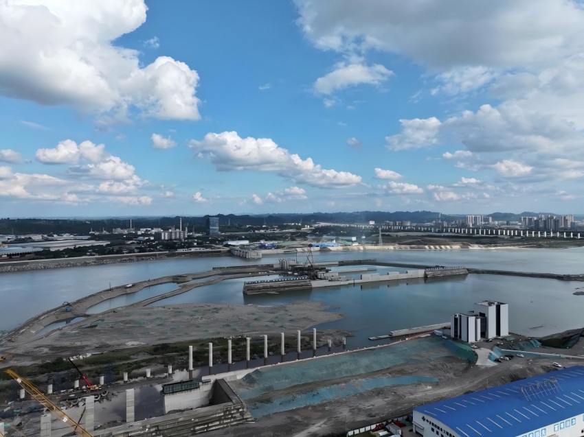 支持岷江航电枢纽项目建设。进出口银行四川省分行供图