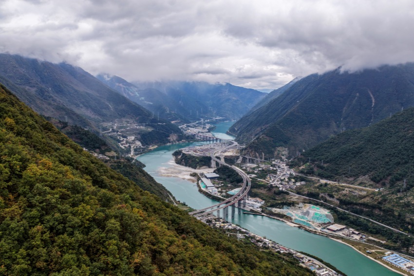 沿途风光。蜀道集团供图