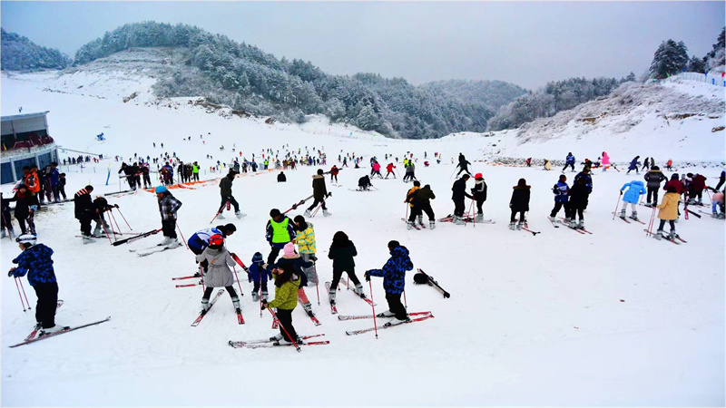 曾家山滑雪场。广元市融媒体中心供图
