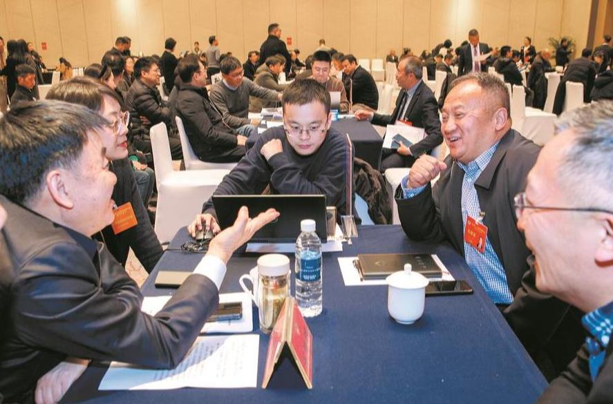 发展诉求 当场表态专项对接 民生关切 深度畅谈积极应对