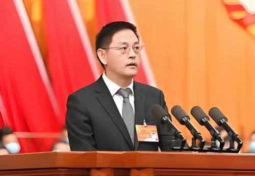 成都市政协常委、民建成都市高新区总支主委蒲虎：民有所呼 我有所应成都市政协常委、民建成都高新区总支主委蒲虎的履职轨迹，始终围绕群众需求与城市发展展开。