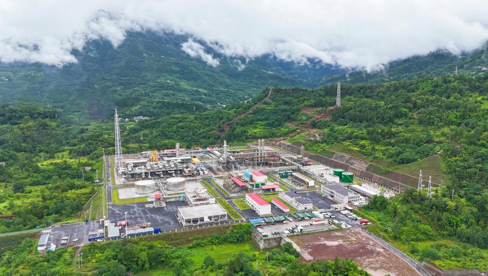 生產一線。西南油氣田公司供圖