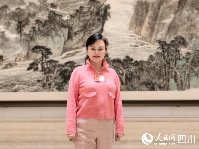 四川省政協委員李蓉。人民網記者 郭瑩攝