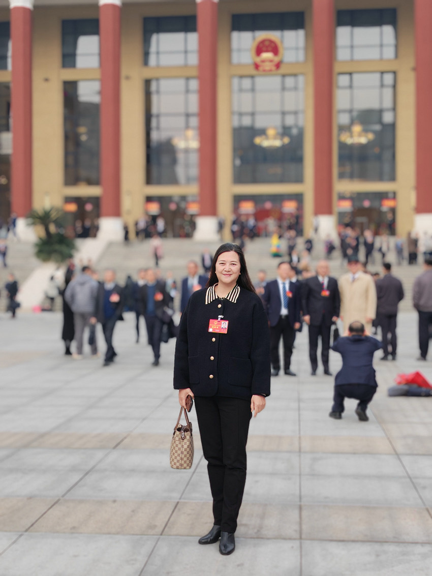 四川省人大代表李纯：加快推进四川省工业遗