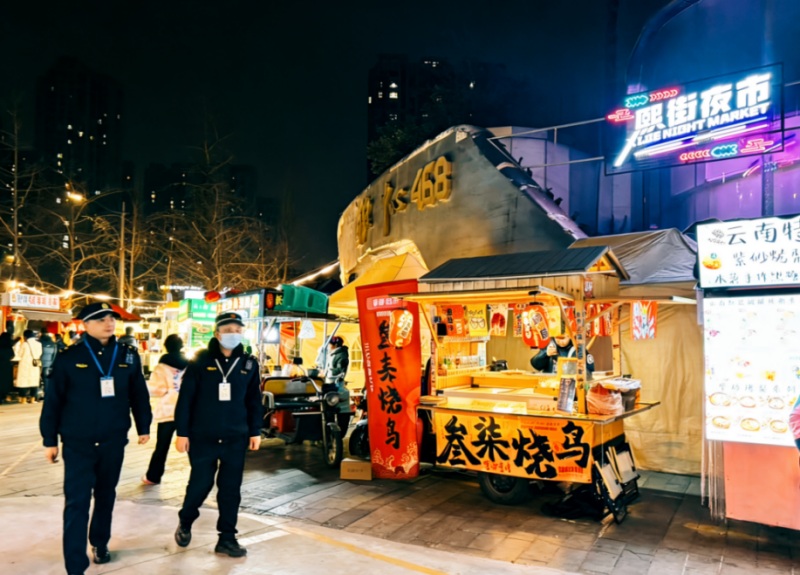 打造的“双流好市”集市。成都城管委供图