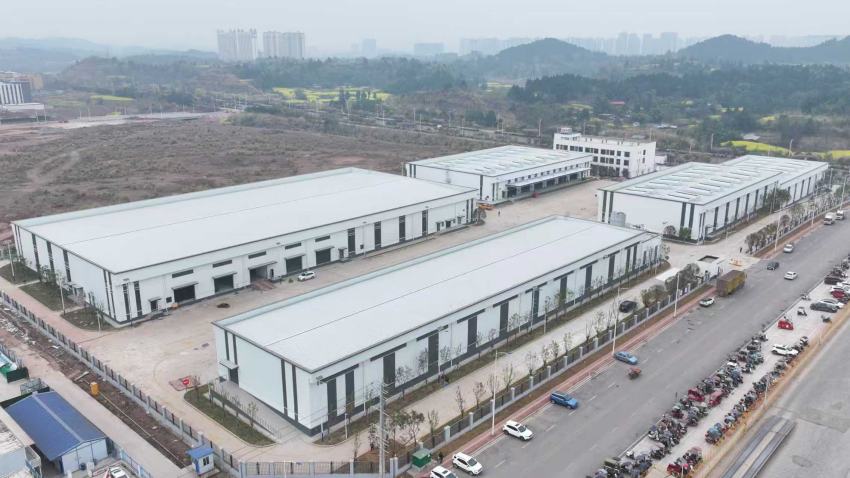 四川港投(樂至)成渝雙城配送中心項目。姚陽攝