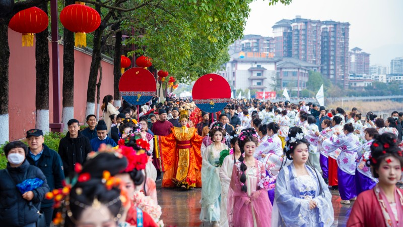 “夢回盛唐·玩轉利州”的唐風集市。張文良供圖