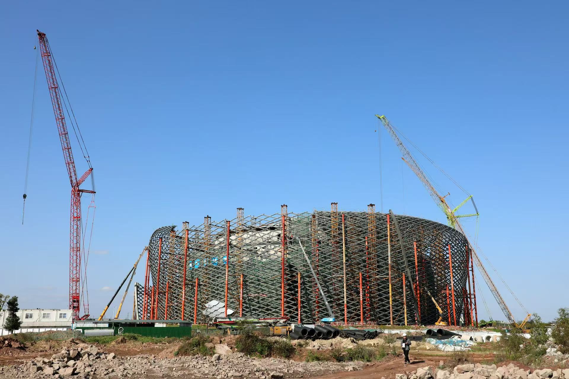 龍馬酒庄酒旅文化體驗區的核心地標——龍馬台宴演中心。陳星宇攝