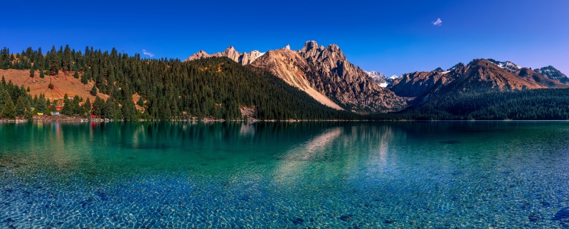 措普秋景。梁新建摄 