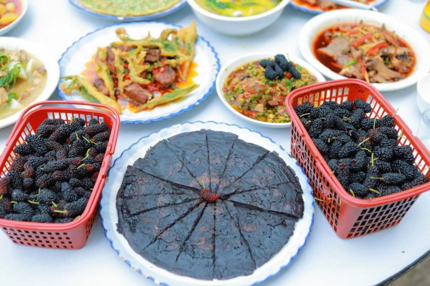“全桑宴”美食。简阳市融媒体中心供图