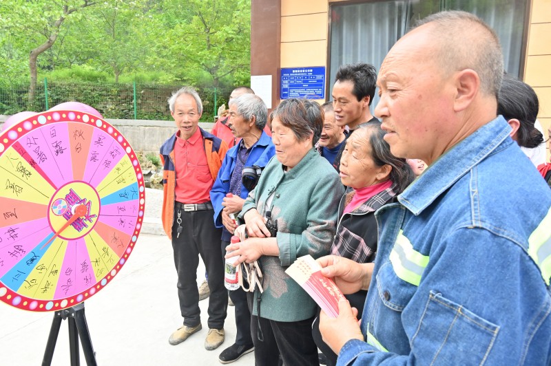 “知时晓节”节气转盘乐。朝天区融媒体中心供图