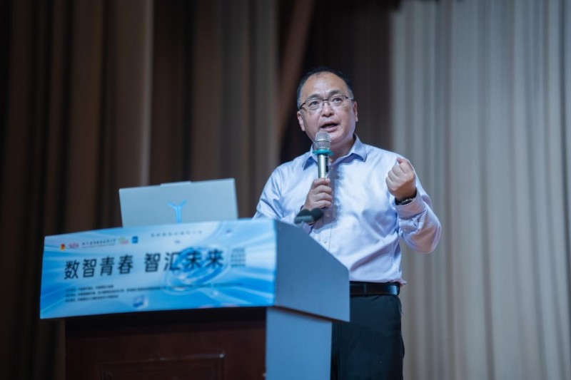 上海临港产业大学集成电路二院院长王迎帅主题分享。主办方供图
