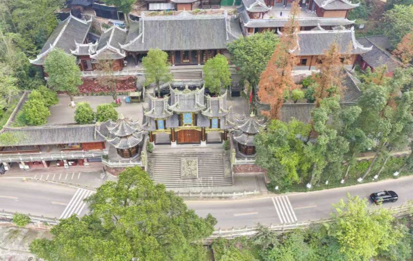 青神中岩景区。古良驹摄