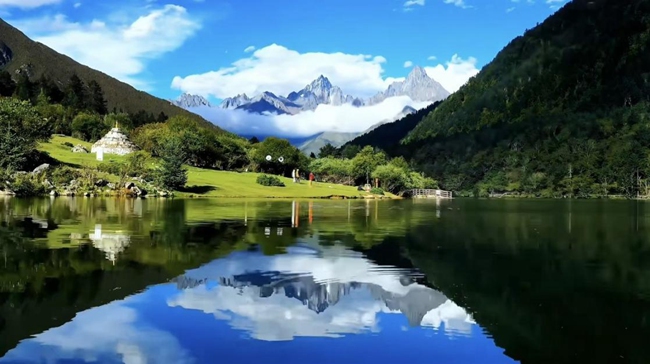 姑丹路（姑咱—丹巴）乡村精品自驾慢游线路。甘孜文旅供图