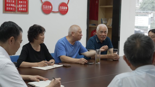 工作室调解邻里纠纷。徐振宇供图.jpg