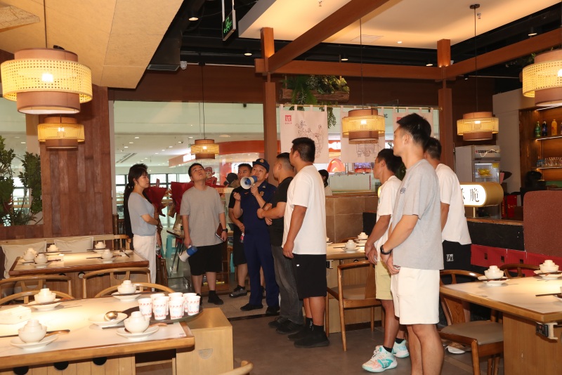 開展“教學培訓式檢查”現場。攀枝花市消防救援局