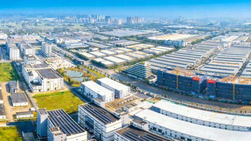 青神经开区航拍图。受访单位供图