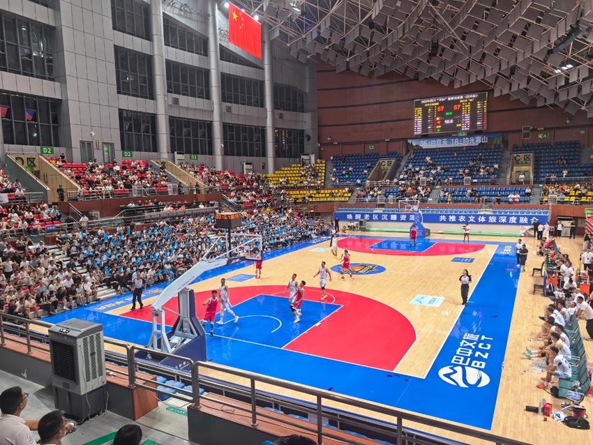 巴中“羊BA”篮球比赛现场。巴中市委宣传部供图