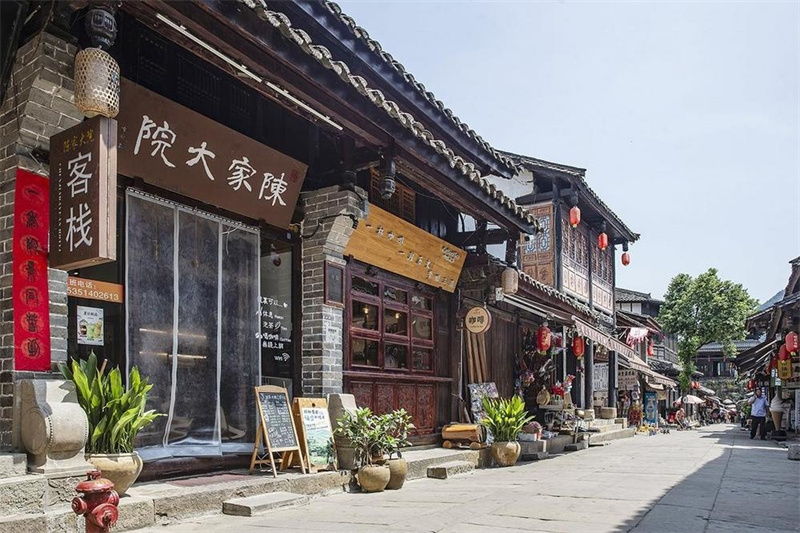 昭化古城陈家大院经过改造，转型为特色民宿客栈。夏博供图