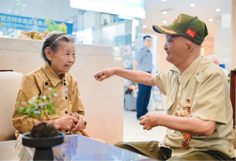 抗美援朝战地护士与志愿军老兵跨越76年再重逢