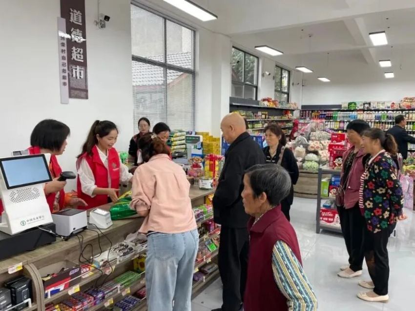 松江镇光荣村光荣超市。受访超市供图
