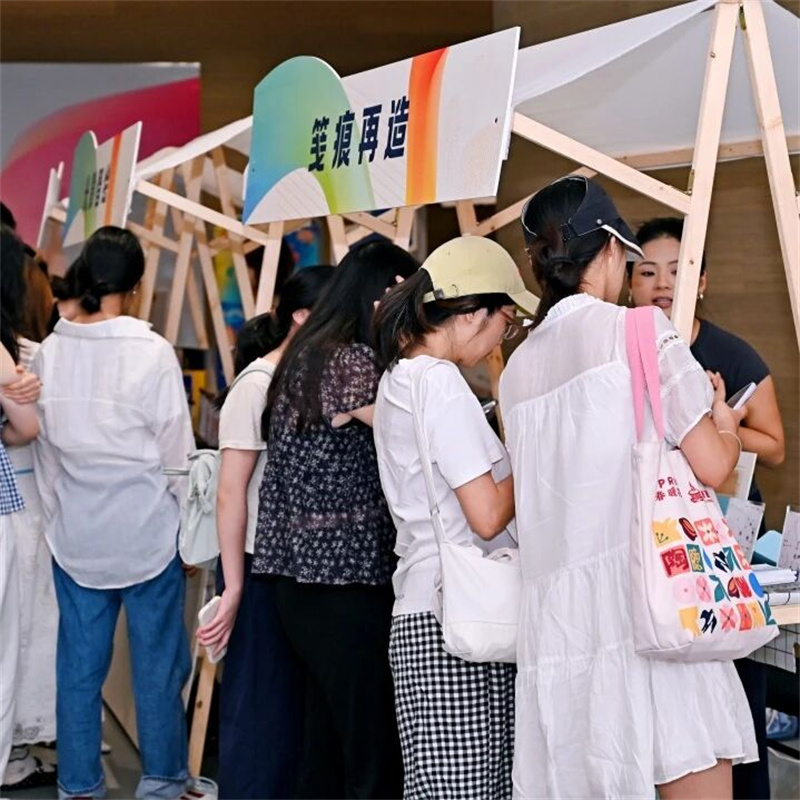现场设置的招募点。主办方供图