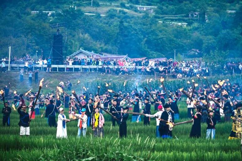 20℃清凉点燃千年火把