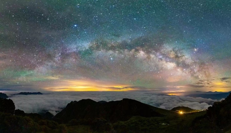 星空夜景。牛背山景区供图