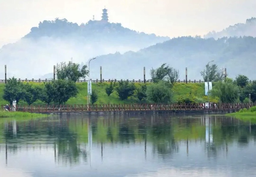 彭山公園。王小光攝