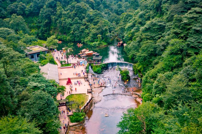 天台山。邛崃市委宣传部供图