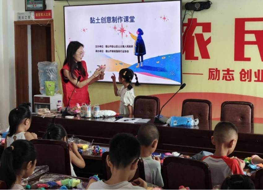 課堂現場。龔璞攝