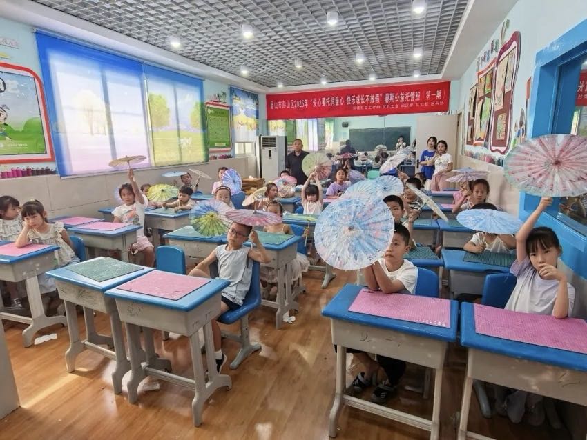 參與托管班。黃鈺潔攝