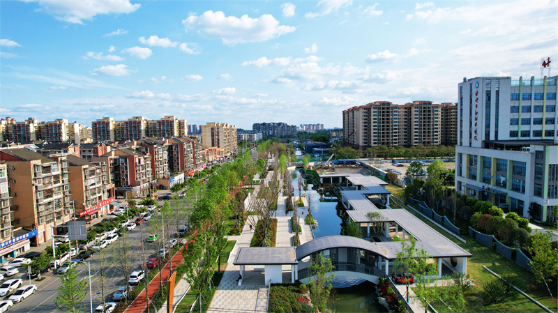 雍城绿廊。什邡市委宣传部供图