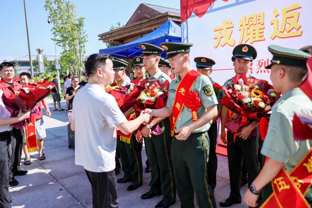 欢迎仪式。富顺县退役军人事务局供图