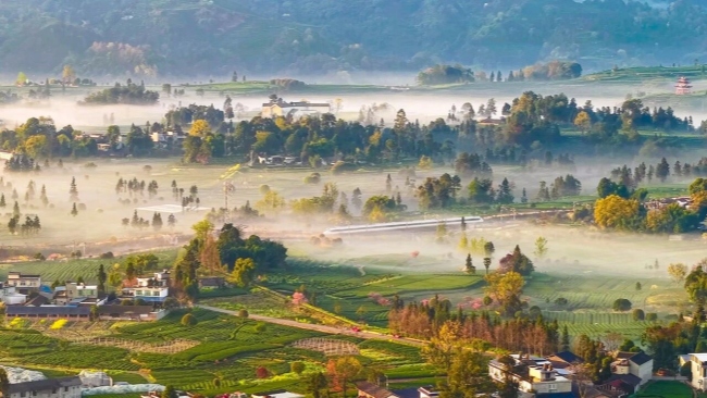 千里江山图。貔貅摄