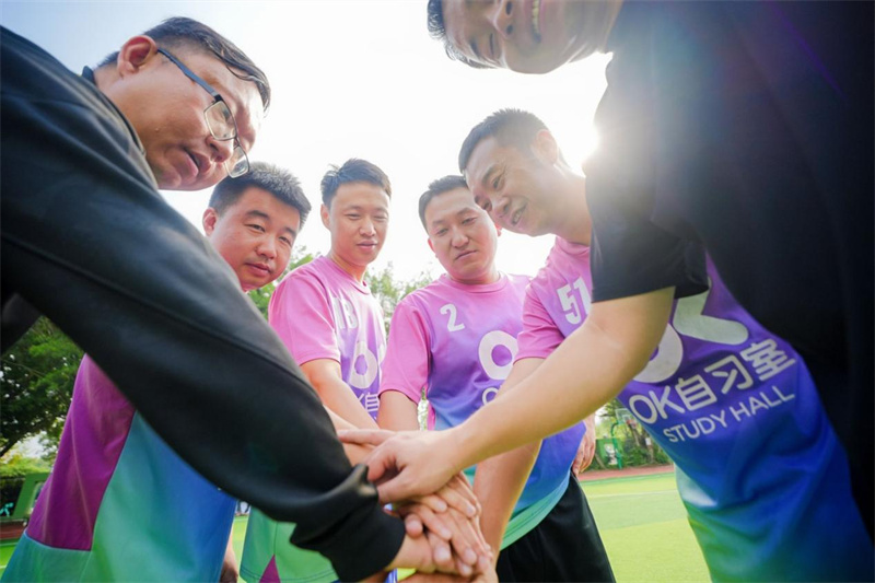 准備比賽。主辦方供圖