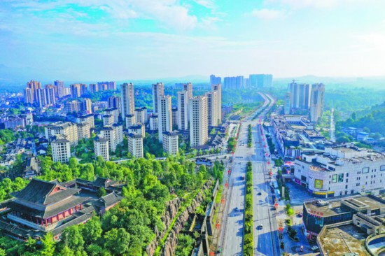 华蓥:同城入圈 高质发展