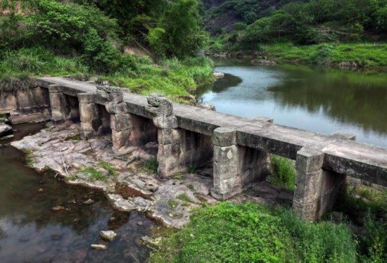 雙龍古橋。
